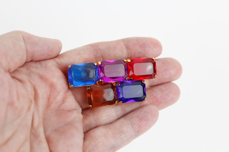 Vintage 1980/'s Gold Tone Acrylic Rectangular Jewel Earring and Brooch Pin Set