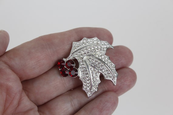 Vintage Monet Silver Tone Holly Sprig Brooch with… - image 7