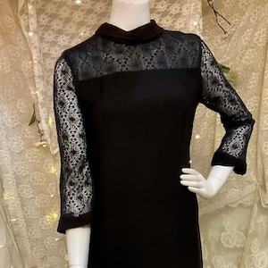 1960’s Spiderweb Crotched Lace Mini Dress small medium