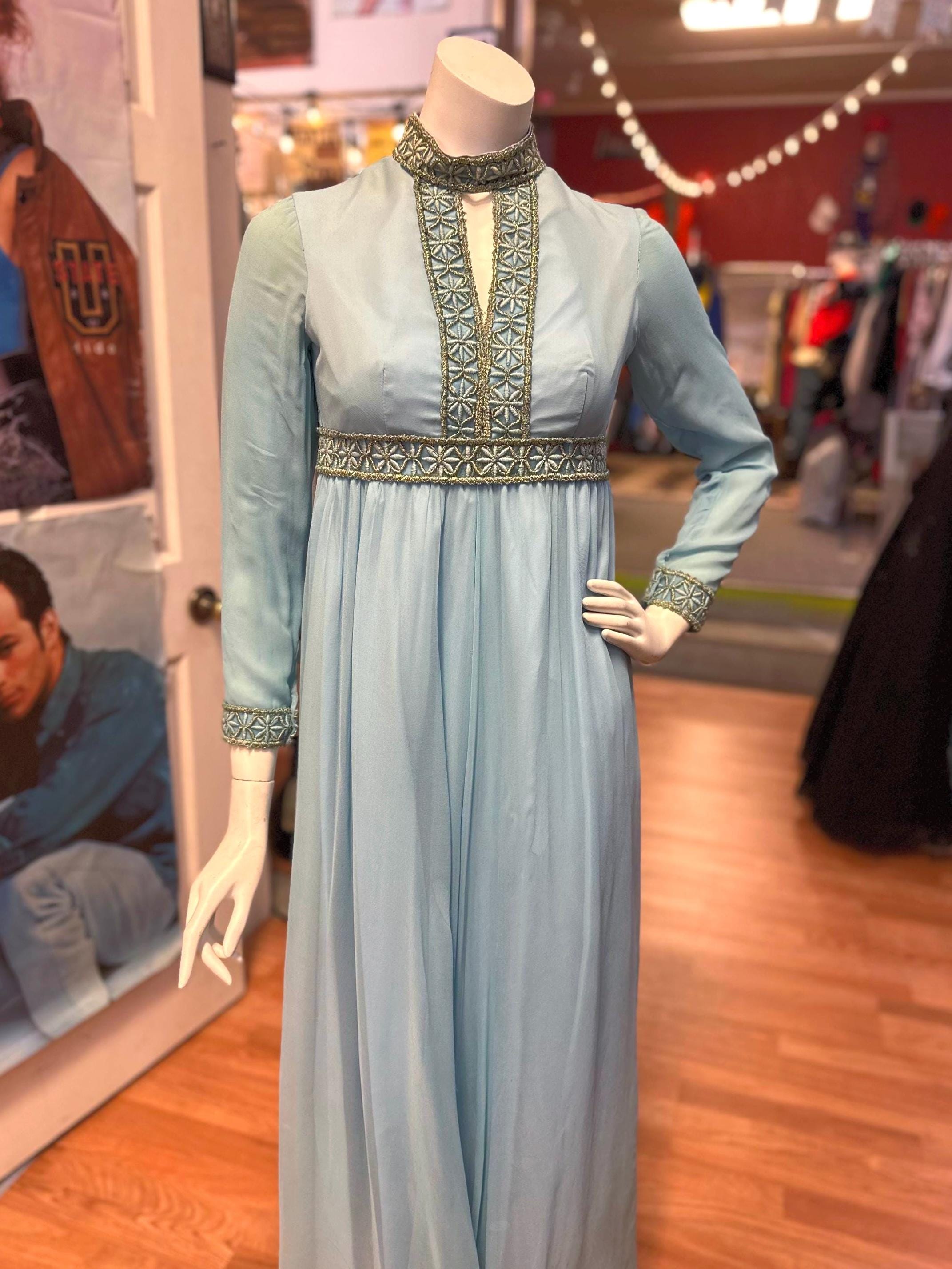 abba blue dress This 70s Blue Dancing category:special_occasion/wedding/men Prussian Blue Dress Size:17 Neck / 32-33 sleeve