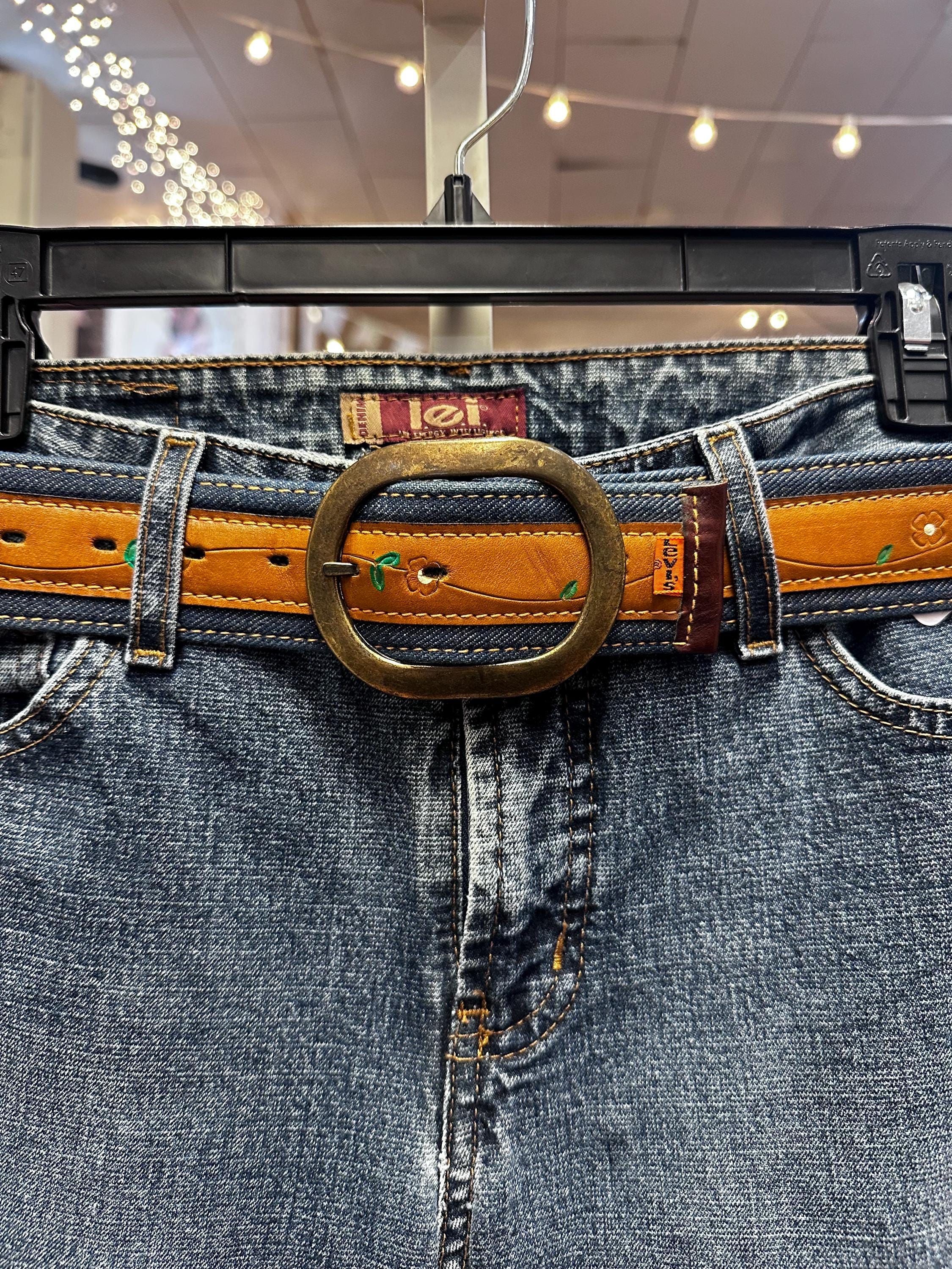 Vintage‎ 70s Levi\'s Belt Woman 34 Leather Denim Flower Child Power Orange Tab Very Cool and Vintage 1970 main image 2