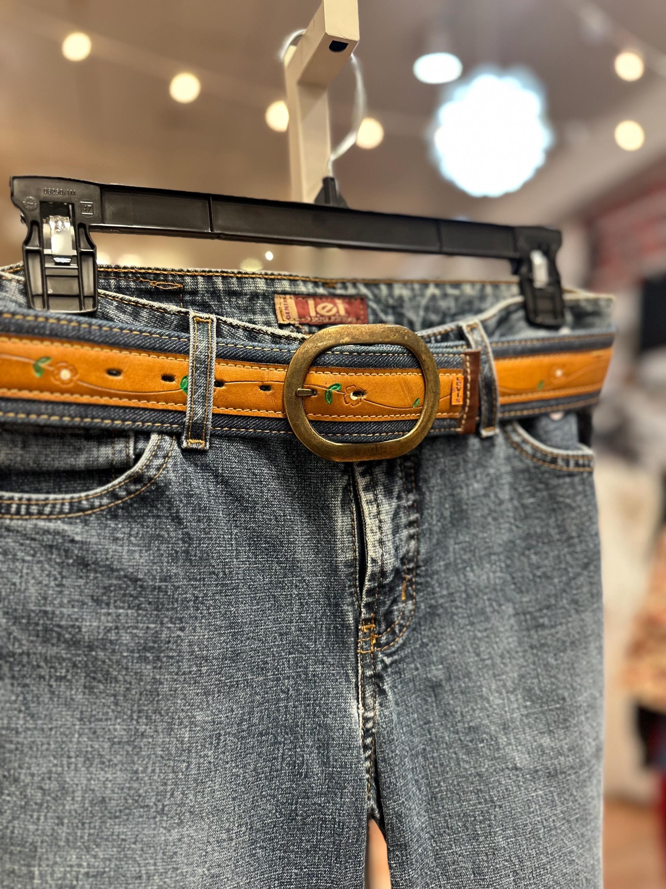 1970's Leather and Denim Hippie Flower Levi's Belt XS-S - Etsy 1970's Leather and Denim Hippie Flower Levi's Belt XS-S - Etsy