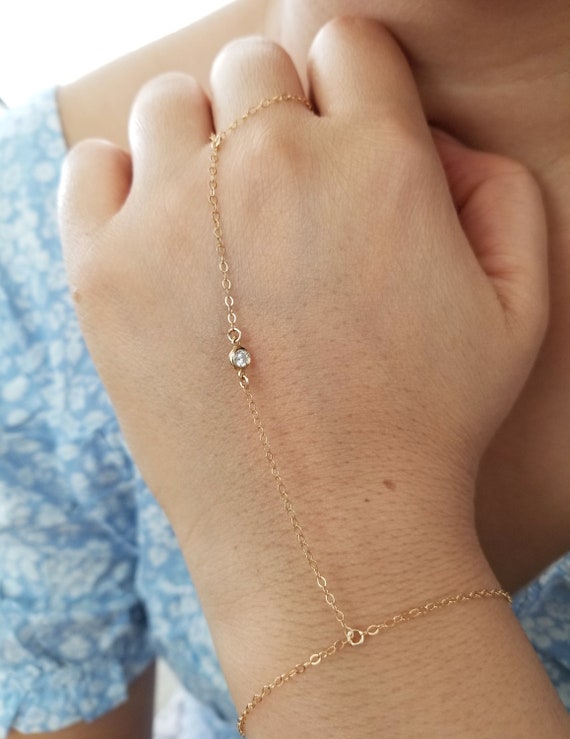 Butterfly Finger Ring Bracelet for Women Girls 14K Gold Plated Dainty Star  Slave Hand Chain Harness Bangle Boho Gypsy Bollywood Beach Wedding Retro  Party Y2K Jewelry 2 Pieces : Buy Online at