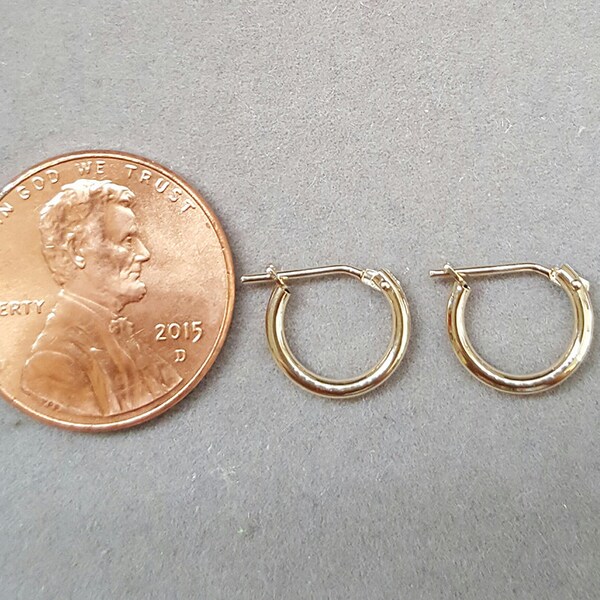 14k gold hoop earring/tiny hoop earrings/Small hoops/yellow gold hoops/round hoops/14ky gold earrings/jewelsbybun/minimalist hoops