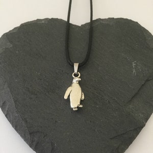 Penguin necklace / penguin jewellery / penguin gift/ bird jewellery / bird lover gift /animal necklace/ animal jewellery / animal lover gift