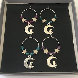 Cat & moon wine glass charm set / animal wine glass charm set / wine charms / table decor / hostess gift / animal lover gift / wine gift