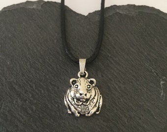 Guinea pig necklace / guinea pig jewellery / guinea pig gift / rodent jewellery / pet jewellery / animal jewellery / animal lover gift