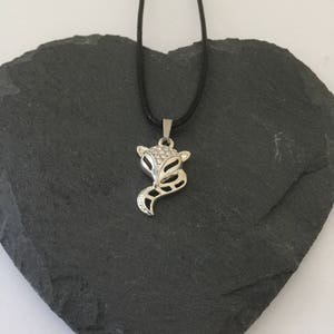 Rhinestone fox necklace / rhinestone jewellery / fox jewellery / animal jewellery / animal lover gift