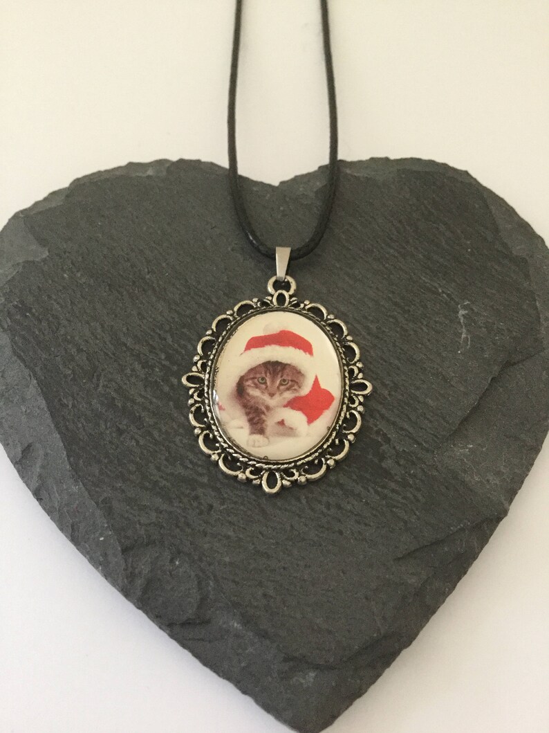 Christmas cat necklace / cat jewellery /cat lover gift / animal jewellery / Christmas necklace / Christmas jewellery / Christmas gift image 1