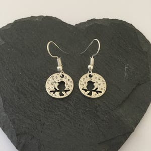 Bird earrings / bird jewellery / pet jewellery / animal jewellery / animal lover gift
