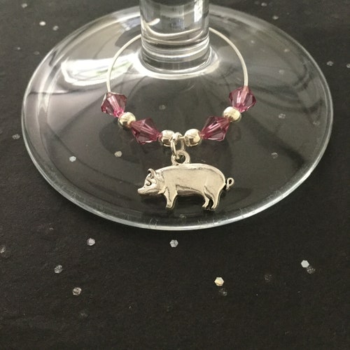 Pig wine glass charm / animal wine glass charms / wine charms / wine glass decor / animal lover gift / wine lover gift