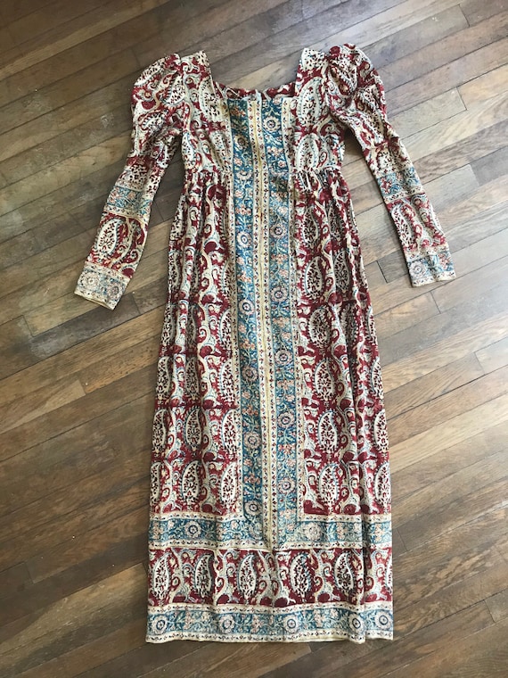Georgian Style Paisley Linen Day Gown, bohemian em
