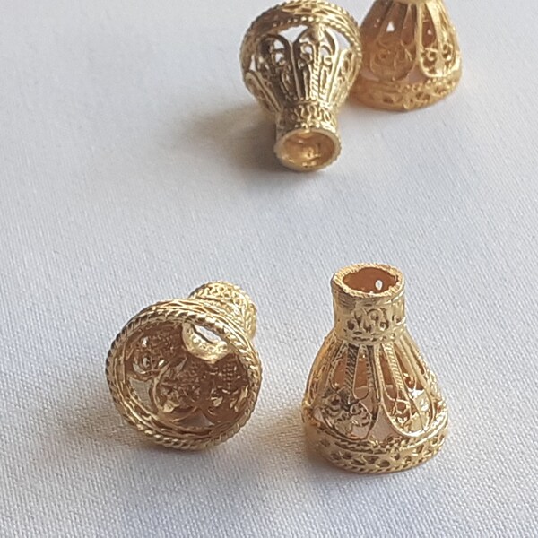 End cap, lace pattern, tassel end cap, tassel cap, charm, brass end cap, gold tone brass end cap, necklace end cap, cord end cap, 4 pcs set