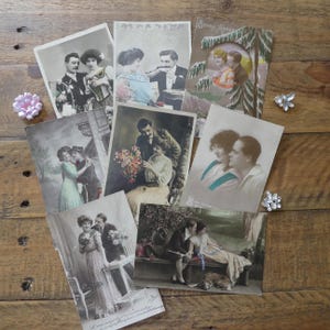 Antique French romantic couples postcards - set of 8