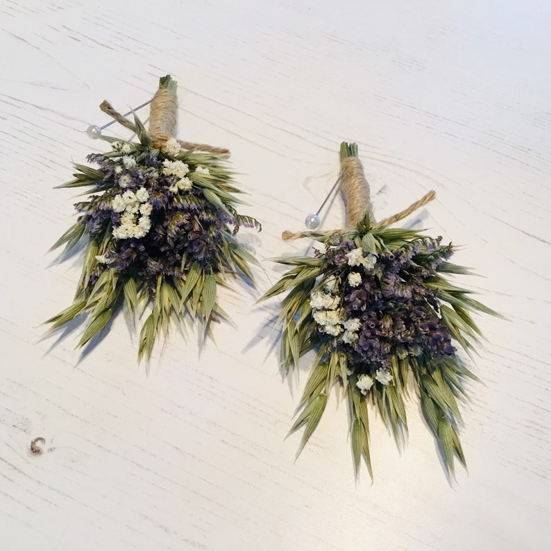 ButtonholeBoutonniere of dried flowers groom limonium Gypsophila /& oats wedding lavender