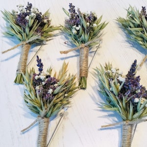 Boutonniere of dried flowers | LEDA | wedding | groom