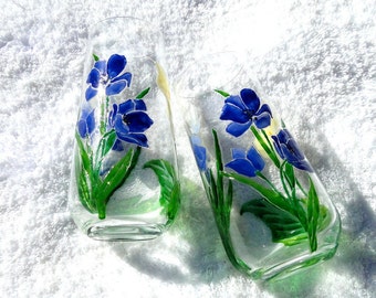 Water Tumblers Handpainted Drinking Glasses set of 2  Hand painted flowers gift Blue flowers white flowers Mom gift Girlfriend gift For her