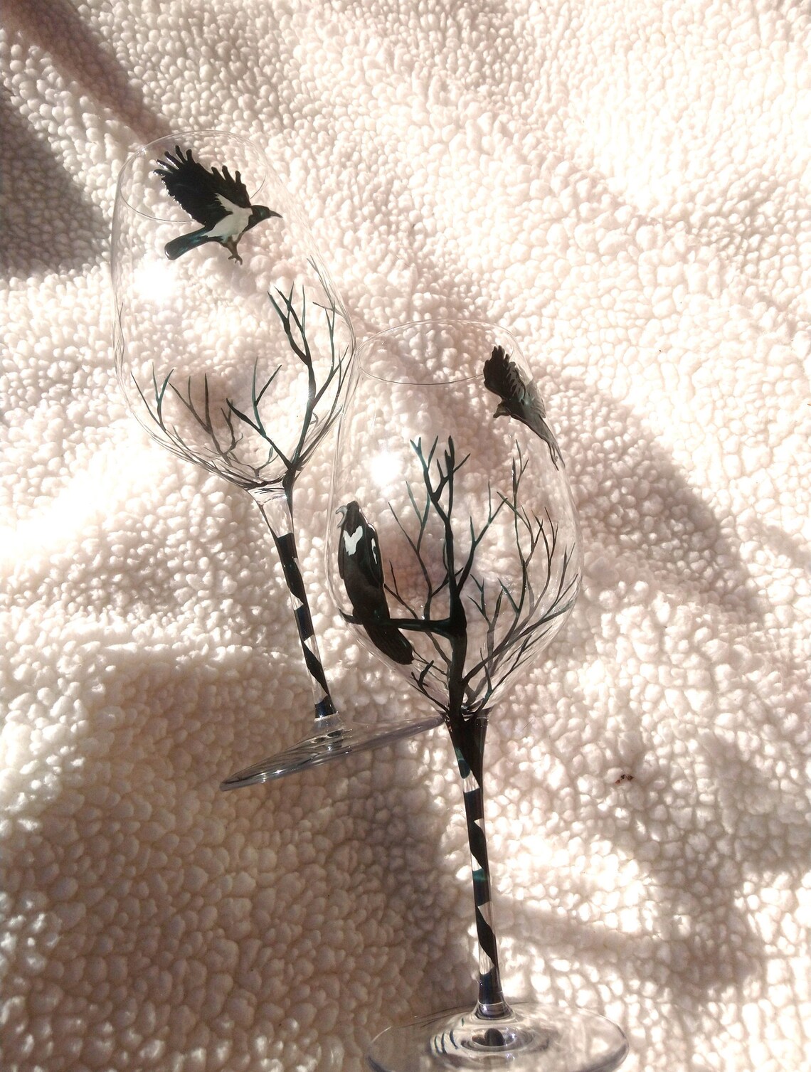 2 Raven glasses gift Wine glasses Hand painted 16 oz Crows Etsy