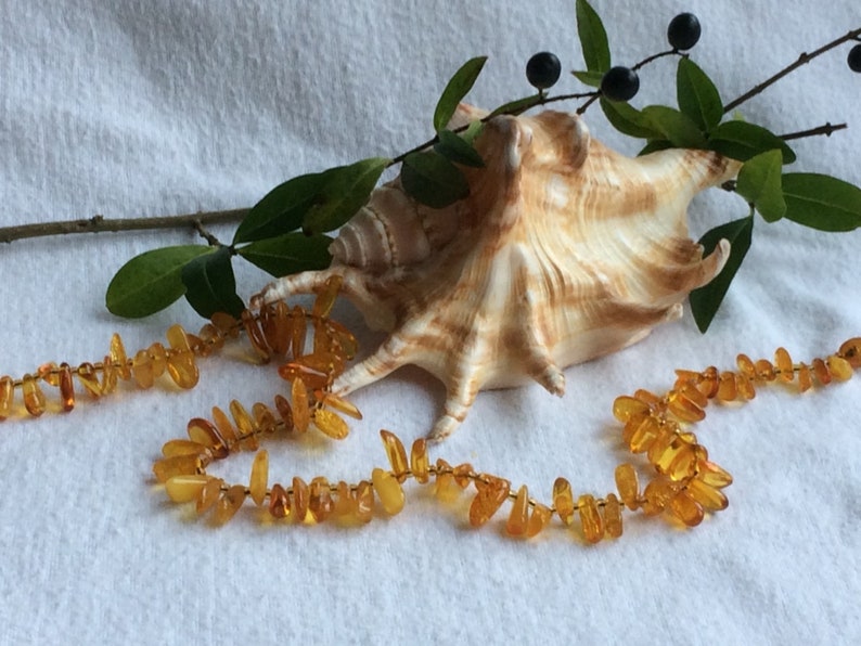Baltic amber jewelry Gifts for Men. Natural jewelry Gifts for Women Vintage beads from solid amber