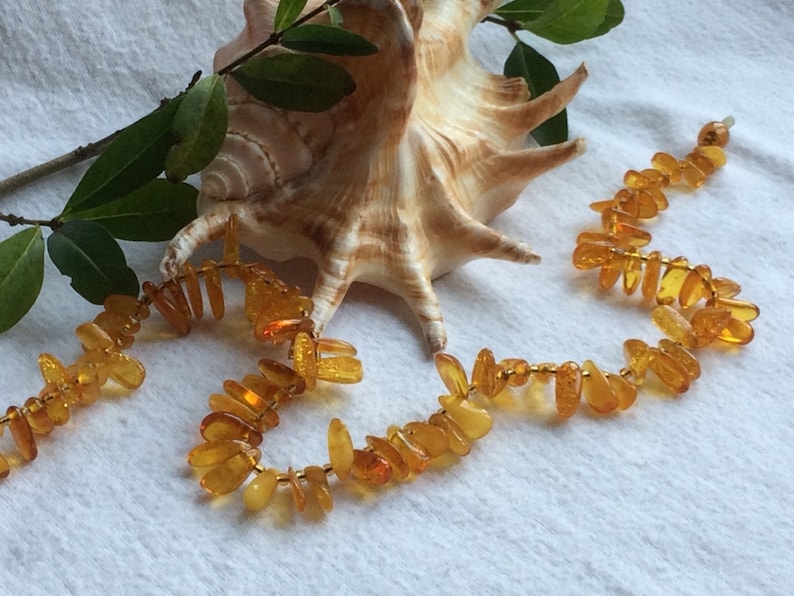 Baltic amber jewelry Gifts for Men. Natural jewelry Gifts for Women Vintage beads from solid amber
