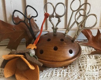 Wooden scissor boxNeedlework organizer giftSewing supplies keeperEmbroidery scissors holder with magnet coverWood case for scissors