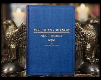 Libro antiguo de ocultismo de 1904: Astrología, quiromancia, adivinación.