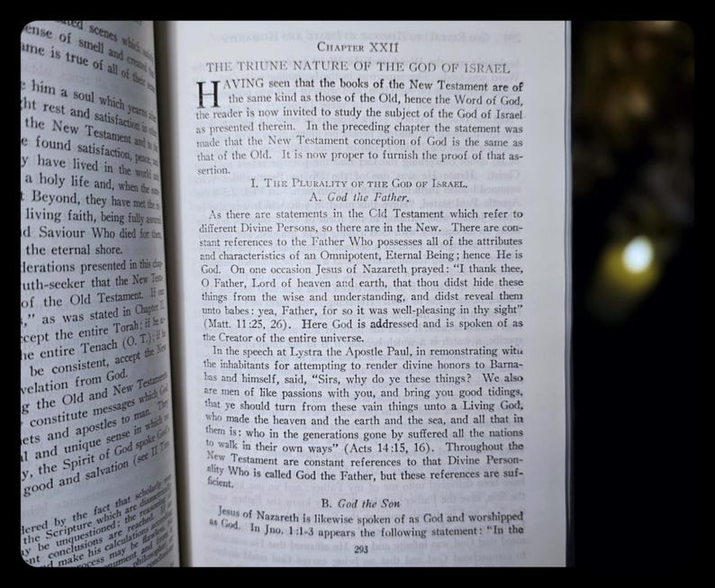 The Eternal God: Spiritual Book Antique Bible genre Christian Catholic Torah