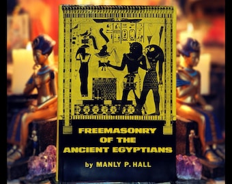 Libro de la masonería Antiguos egipcios Manly P Hall Ocultismo metafísico Libro masónico antiguo Masonería