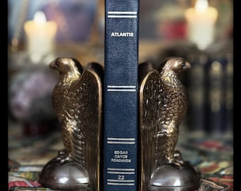 Atlantis Book Edgar Cayce Book Occult Esoteric Metaphysical Astrology Lemuria Egyptian Mythology Reincarnation Numerology Mu Divination Gift