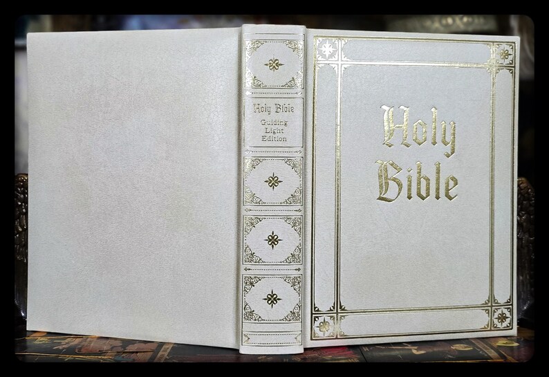 Illuminated Holy Bible Vintage Old New Testament Catholic Christian ...