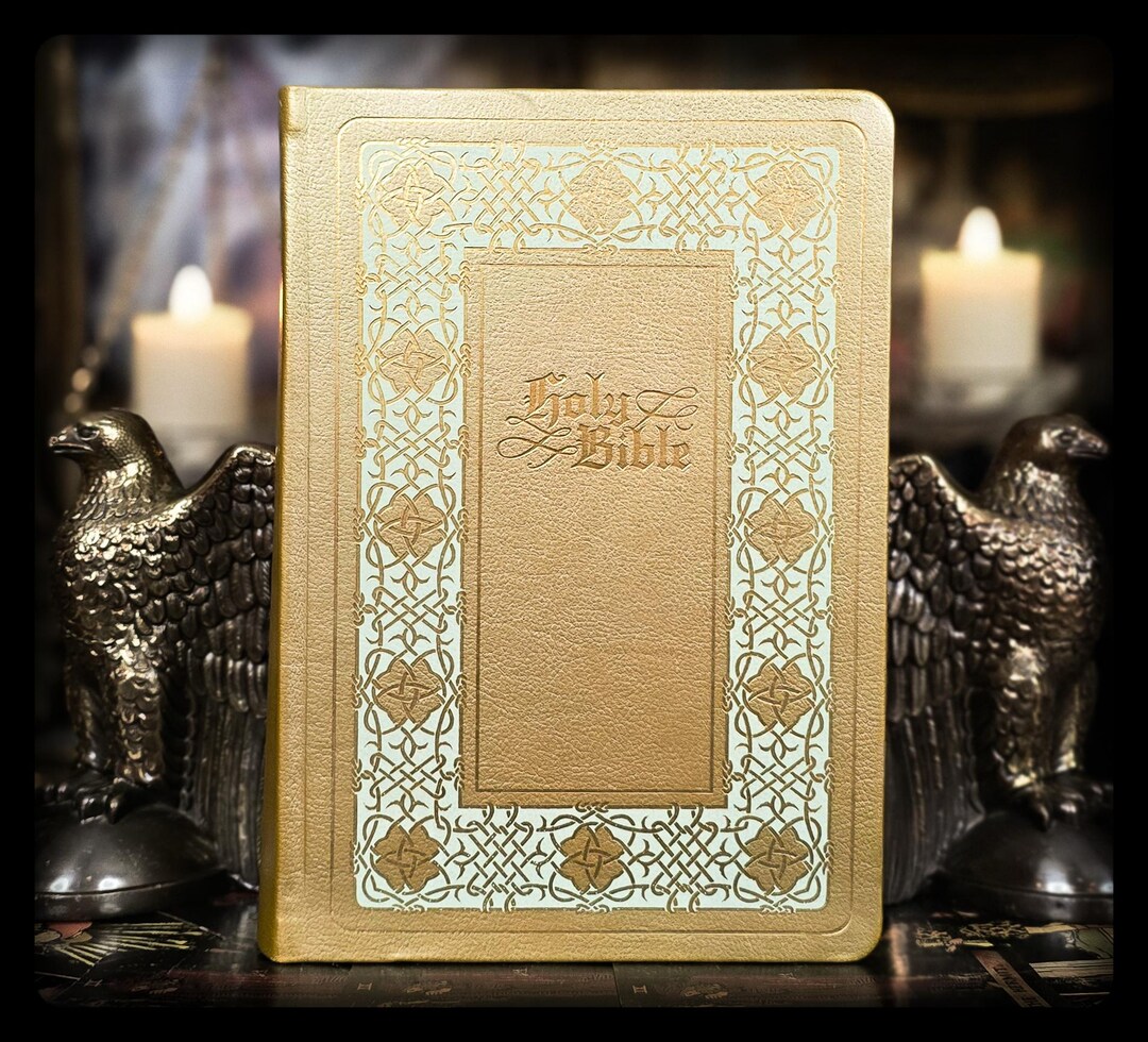 Holy Bible King James Version Vintage Old New Testament Spiritual Book ...