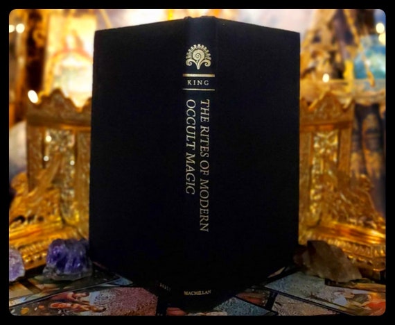 THE LEGEND of ALEISTER CROWLEY 貴重本