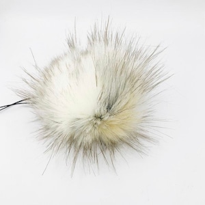 Kunstfell Pom - Dire Wolf Luxus Kunstfell Pom Pom - Kunstfell Pom für Mützen - Großer Luxus Pom - Vegan Fur Pompom - Handmade xl Luxus Pom