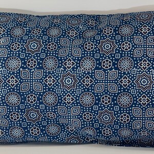 Indian cotton cushion cover printed several colors available traditional floral or geometric patterns Panjab series motifs géométriques