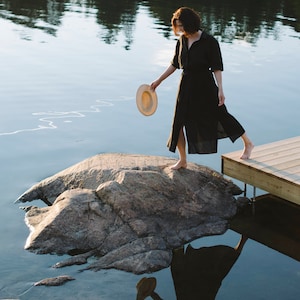 Black linen dress with pockets, Plus size loose fit dress, Linen maxi dress, Simple shirtdress image 7