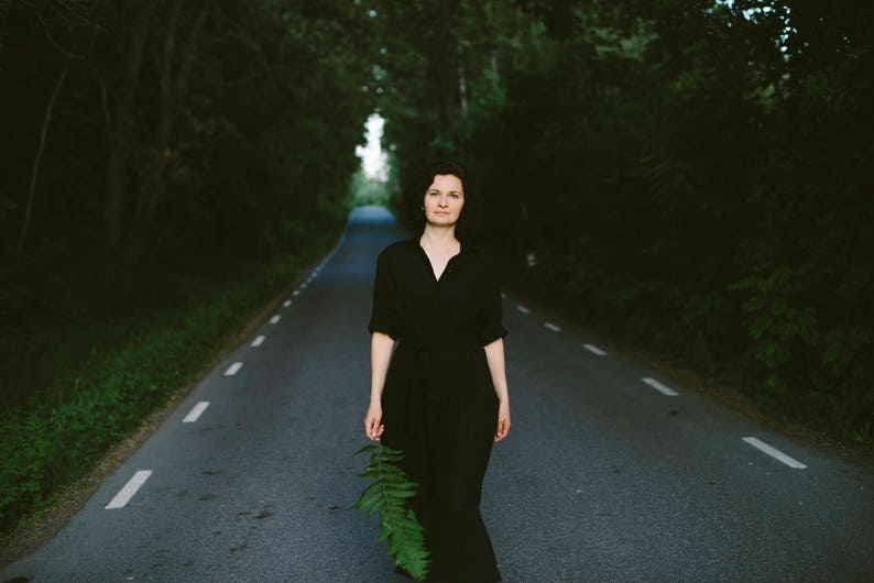 Black linen dress with pockets, Plus size loose fit dress, Linen maxi dress, Simple shirtdress image 8