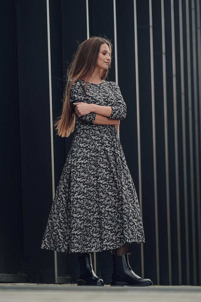 Viscose flower print dress with pockets, Fit and flare spring dress women, Everyday long sleeve midi dress image 1