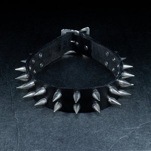 LEATHER SPIKED CHOKER