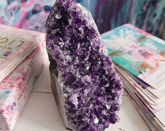 Amethyst Geode, Amethyst Cluster, Crystal Cluster,  Geode, Purple Crystal, Boho gifts, Housewarming gifts, Christmas gifts for her, boho