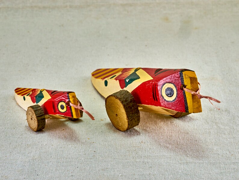 Traditional Pull Folk Toy In Kyushu Province Two Kijiguruma U96c9 U5b50 U8eca Wooden Toys Japanese Handmade Children Toy Vintage Toys Toys Games Itreen Com