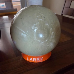 Soporte personalizado para bolas de bolos
