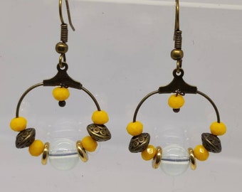 Boucles d'oreilles uniques - Variation autour du jaune