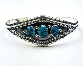 Native American Navajo handmade Sterling Silver Kingman Turquoise cuff bracelet