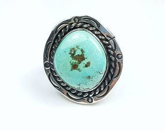 Native American Navajo handmade Sterling Silver Turquoise stone ring