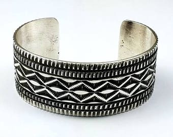 Native American Navajo handmade Sterling Silver cuff bracelet