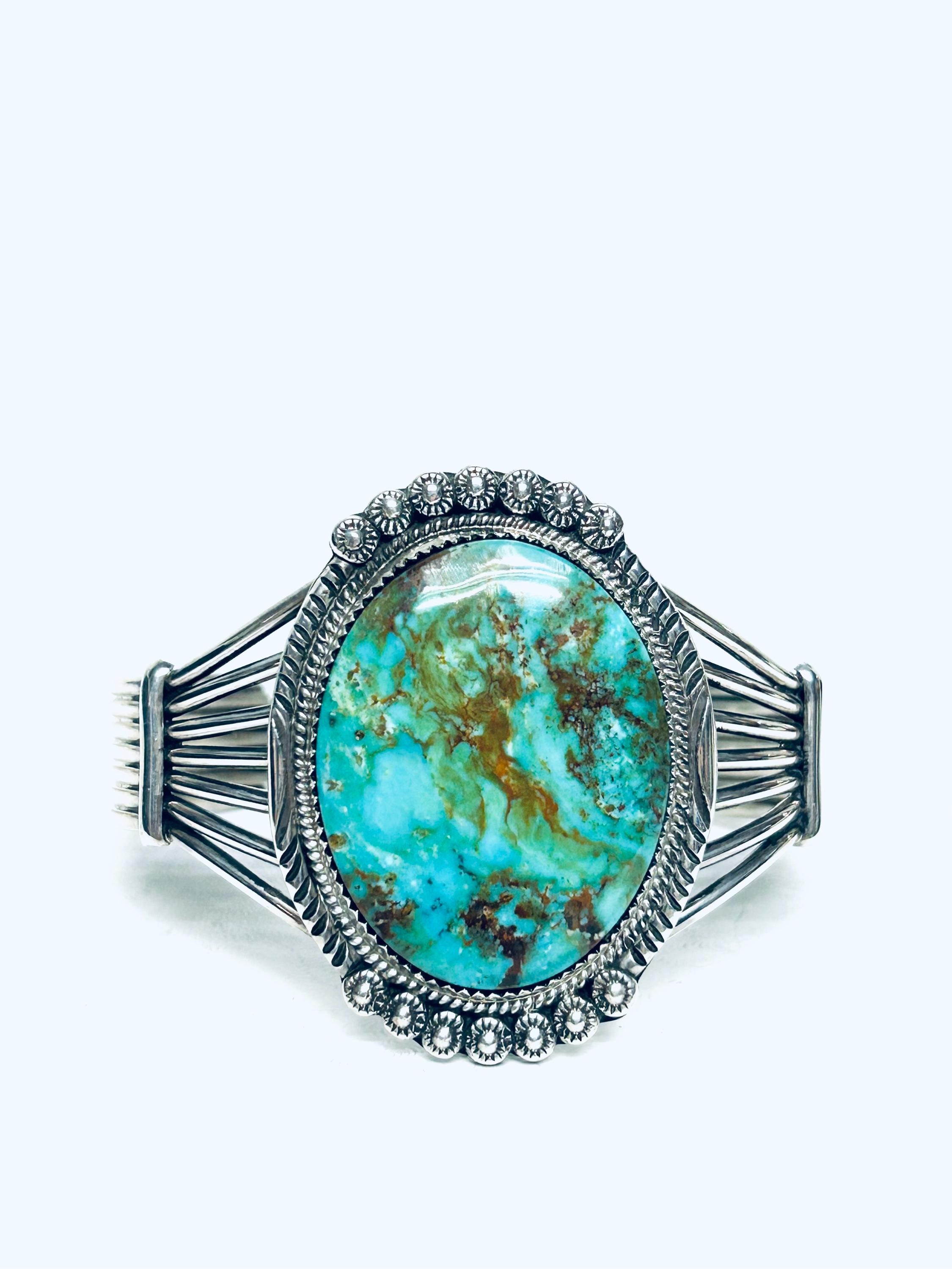 Navajo （ナバホ）ターコイズ シルバーカフブレスレット ネイティブアメリカンの素晴らしいヴィンテージ ナバホ ターコイズ