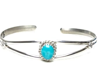 Native American Navajo handmade Sterling Silver Turquoise cuff bracelet