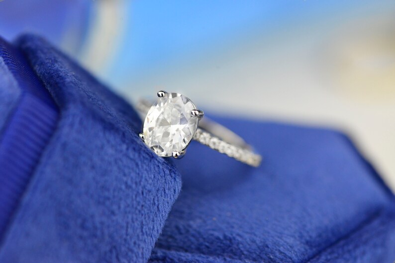 2ct Classic Oval Engagement Ring. Solitaire ring. Oval Cut Etsy