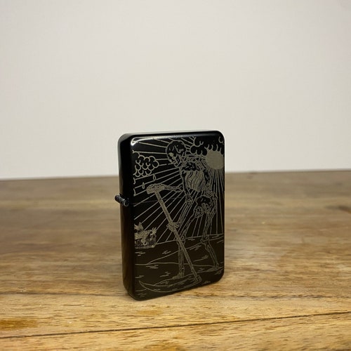 Death Tarot Card - Engraved - Handmade In The UK - Tattoo Occult Style Gift - Refillable Metal Lighter - Skeleton Skull Scythe Illustration