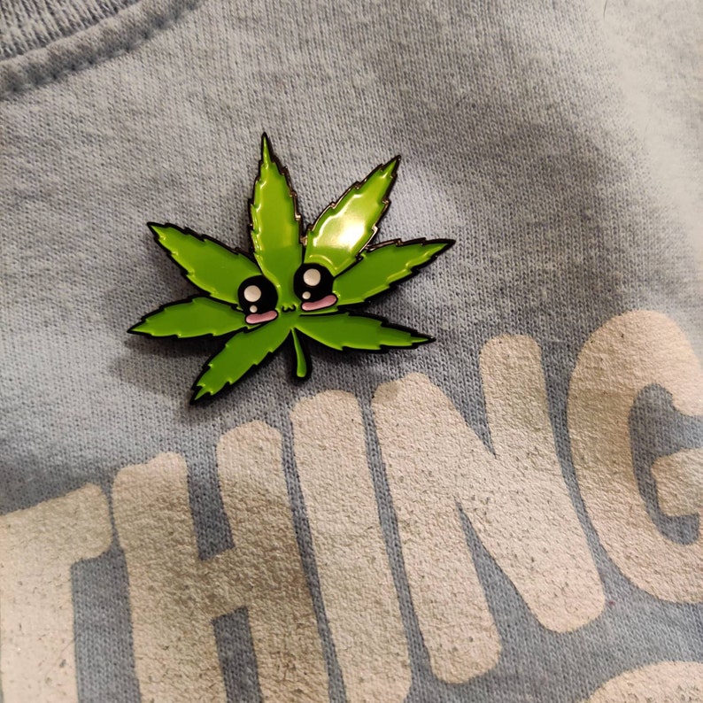 Kawaii Weed enamel pins